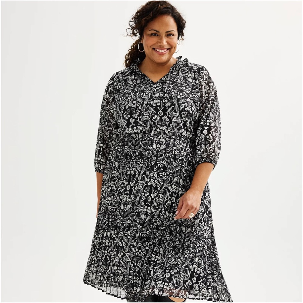 Croft & Barrow Black and White Floral Blouse